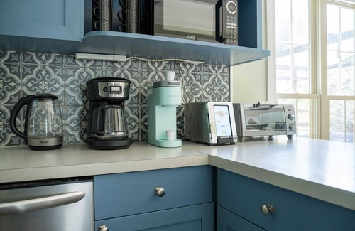Wayne House | Charming Radnor Home With Yard Hosted By Stay Rafa