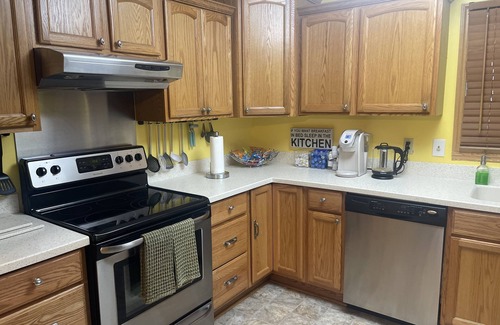 Church Street House | Charming Ranch near Hartsfield!n