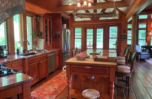 Suches House | Charming Ranchhouse Voted most Beautiful trout stream, fishing swim lake, horses