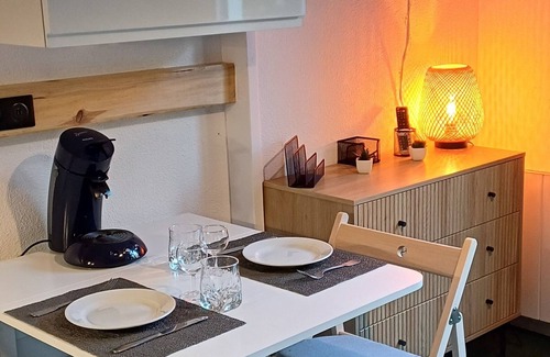 Bourg-Saint-Maurice Apartment | Charming renovated studio with balcony, mountain area and outdoor pool