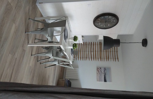 Saint-Jean-de-Monts Condo | Charming rental T2 Vendée 250m from the beach and 100 m from the forest