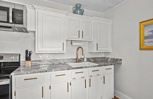 Morehead City House | Charming recently renovated coastal retreat
