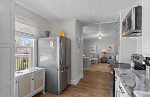 Morehead City House | Charming recently renovated coastal retreat