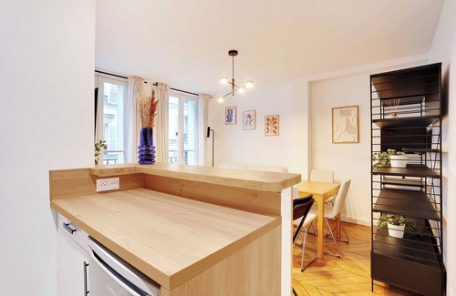 Montmartre Apartment | Charming refuge near the Sacre Coeur