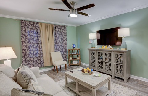Highland Historic District House | Charming Remodeled Home close to several hospitals, downtown,.