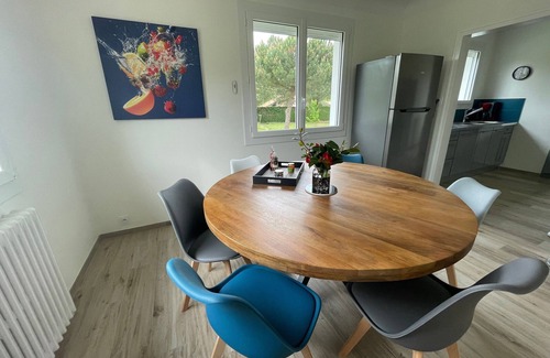 Nieul-le-Dolent Cottage | Charming Renovated Home with Private Pond, Terrace, and Modern Amenities Near Beach