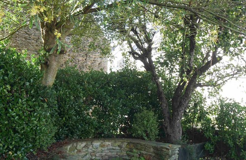 Locmaria House | Charming Renovated Barn Near Beach in Arnaud Village