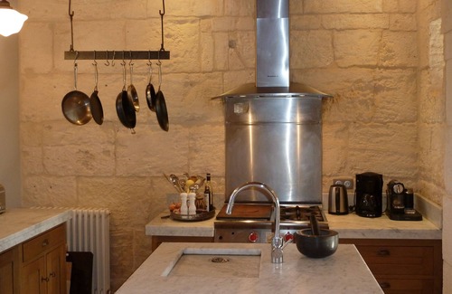 Fontvieille House | Charming renovated farmhouse in the heart of the Alpilles.
