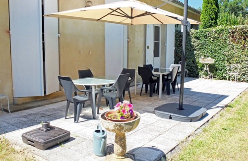 Cestas House | Charming residence with large park for 10 people in Cestas near Bordeaux