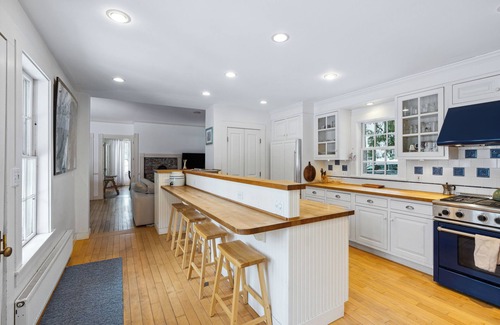 Woodstock House | Charming Retreat in heart of Woodstock, VT