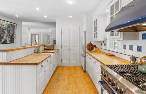 Woodstock House | Charming Retreat in heart of Woodstock, VT