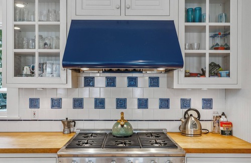Woodstock House | Charming Retreat in heart of Woodstock, VT