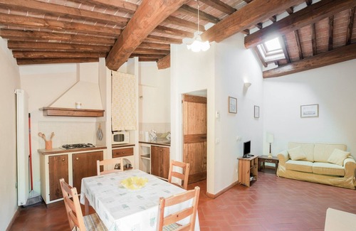 Sesto Fiorentino Apartment | Charming Retreat in Montorsoli