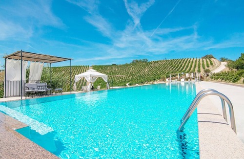 San Savino Apartment | Charming Retreat in San Savino
