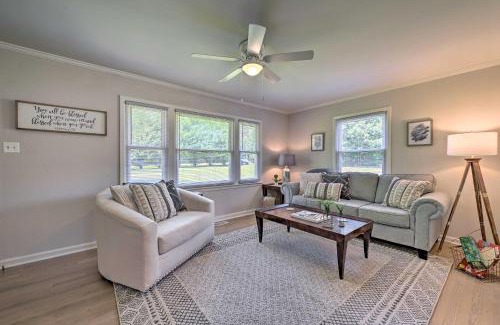 Browns Summit House | Charming Retreat on 5 Acres with Deck and Grill!