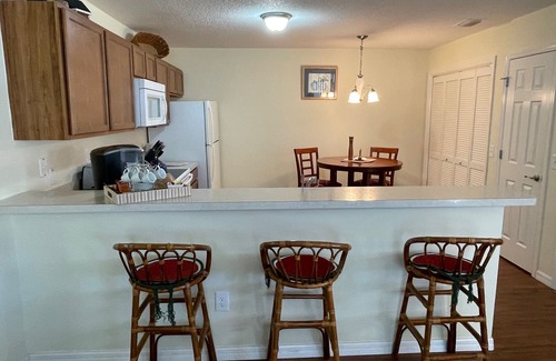 St. James House | Charming Retreat with Lanai, Patio, BBQ & Prime Location Near Town Squares!