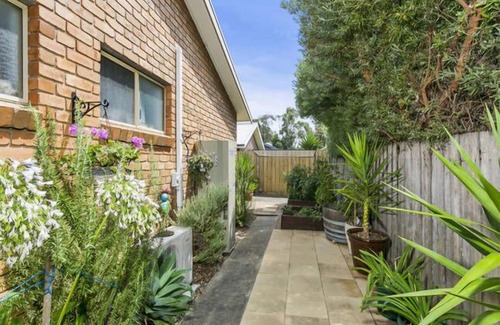 Ocean Grove House | Charming Riverside Unit in Paradise FREE Wi-Fi