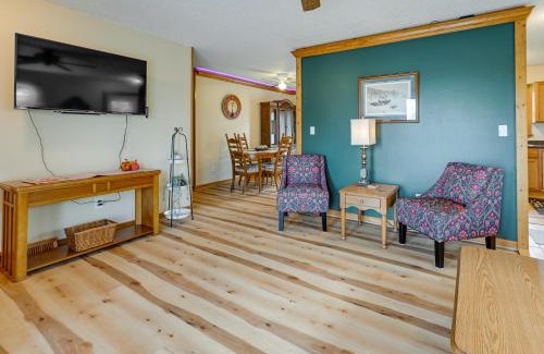 Mindoro House | Charming Rockland Retreat with Deck and Grill!