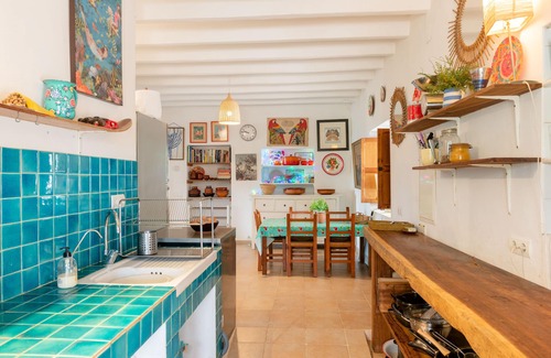Santa Eulalia del Rio Villa | Charming rural villa 2 mins walk from the sea with pool. Sleeps 10
