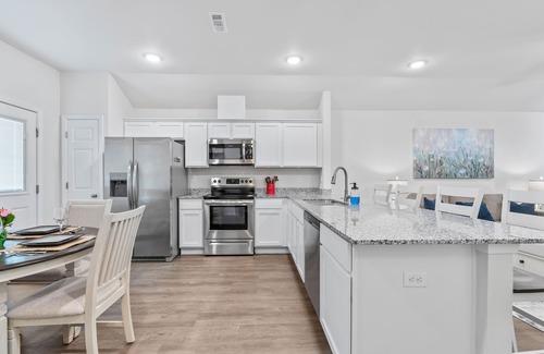 Fayetteville House | Charming S. Fayetteville Home. Near University of Arkansas+Golfing+Hiking+Biking