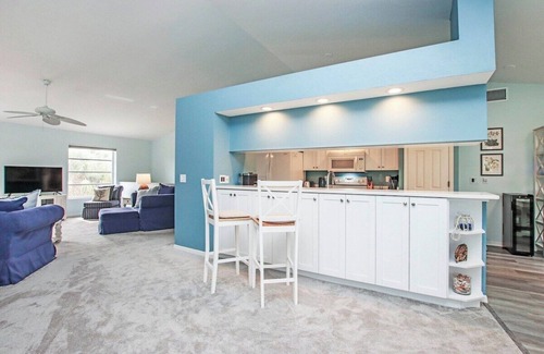Sanibel House | Charming Sanibel Island Home Minutes From The Beach - Catch of the Day