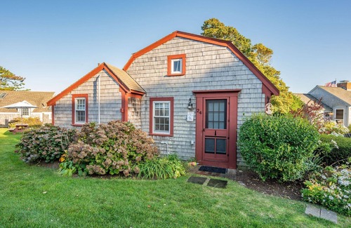 South Yarmouth Cottage | Charming Seaside Cottage Near Nantucket Sound