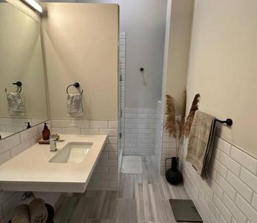 Judkins Park Apartment | Charming Seattle Apt Near Lumen Field and Tmobile Park