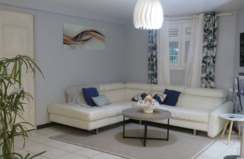 Gros-Morne Apartment | Charming self-contained apartment 10 minutes from the plage des raisiniers