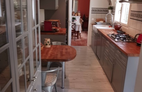 La Grand-Chile Villa | Charming single-storey house, beautiful garden, large swimming pool, very quiet area.