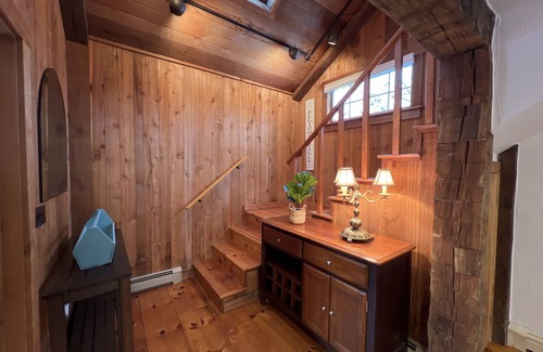 Ellicottville Ski Chalet | Charming Ski Chalet in Town only 5 Minutes from 2 Ski Hills!