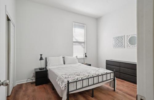 Soulard Apartment | Charming Soulard Retreat with Historic Character near Baseball Stadium apts