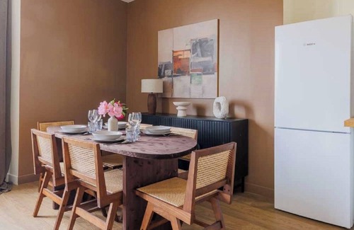 Notre-Dame-des-Champs Apartment | Charming, Spacious Apartment in Notre-Dame-des-Champs – Ideal for 6 Guests