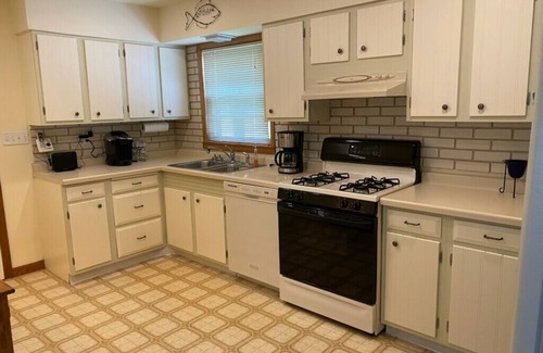 Iron River House | Charming & Spacious Home on Little Smoky Lake,nGolf course nearby, Pet friendly!