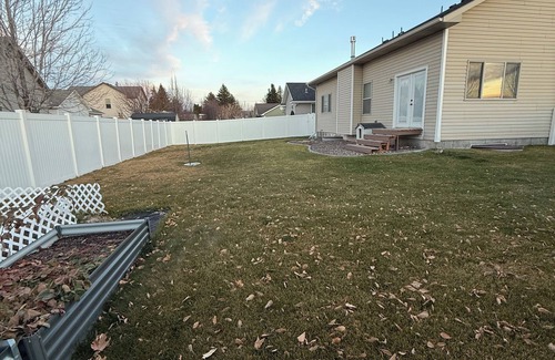 Idaho Falls House | Charming Spacious Modern 4 bedroom, 3 bathroom Home in town, pet friendly