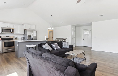 St. Robert House | Charming St Robert Home Near Downtown Waynesville!