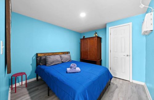 Merriwether Apartment | Charming Stay- Bottom Unit in Lou Arts District