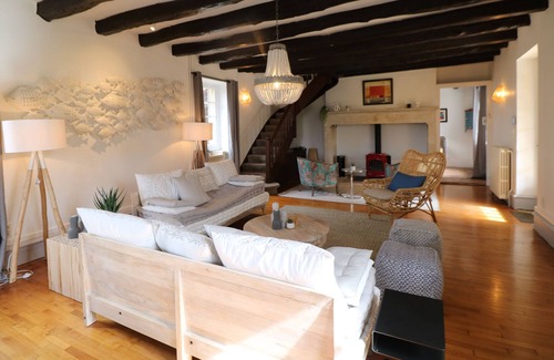 Bezenac House | Charming stone house with 12x6m private pool set in Dordogne Golden Triangle