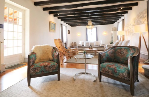 Bezenac House | Charming stone house with 12x6m private pool set in Dordogne Golden Triangle