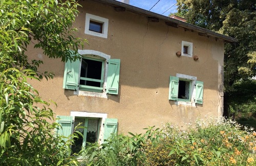 Girancourt Cottage | Charming Stone House with Canal Access, Terrace, and Proximity to Epinal