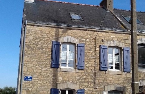 Belz House | Charming Stone House in Belz - 300m to Saint-Cado Port, Near Coastal Paths, WiFi, BBQ