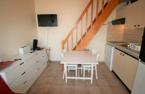 La Tranche-sur-Mer Apartment | Charming Studio Near Beach with Private Terrace, La Tranche-sur-Mer