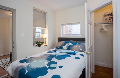 Petworth House | Charming studio - 3 min walk to PETWORTH Metro station; 10 min to Convention Center