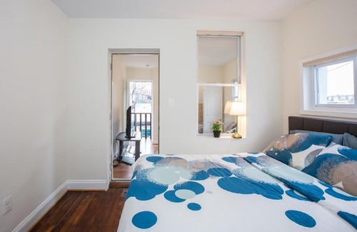 Petworth House | Charming studio - 3 min walk to PETWORTH Metro station; 10 min to Convention Center
