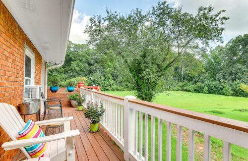 Stone Mountain Apartment | Charming Studio about 5 Mi to Stone Mountain Park