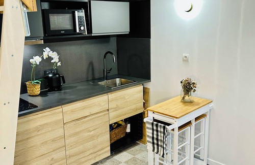 14th Arrondissement Apartment | Charming Studio-Alesia