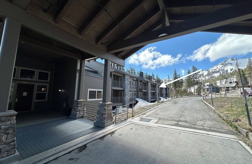 Kirkwood Apartment | Charming Studio condo in Kirkwood