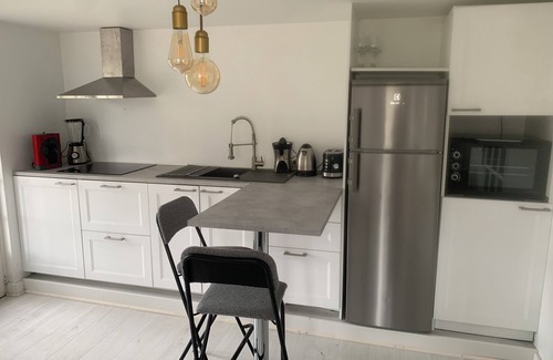 Valbonne Apartment | Charming studio in flowered garden in Valbonne near village golf and Sophia anti