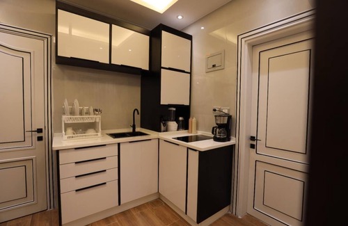 Suwailih Apartment | Charming studio in lovely Amman with AC