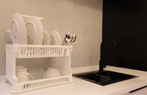 Suwailih Apartment | Charming studio in lovely Amman with AC