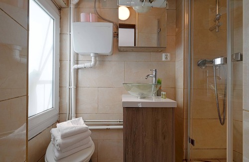 Necker Apartment | Charming Studio Near Champs de Mars